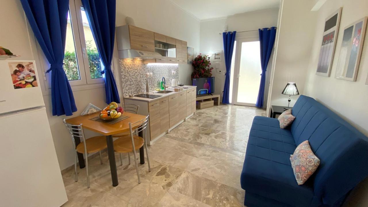 Patras Blue Suite Екстериор снимка