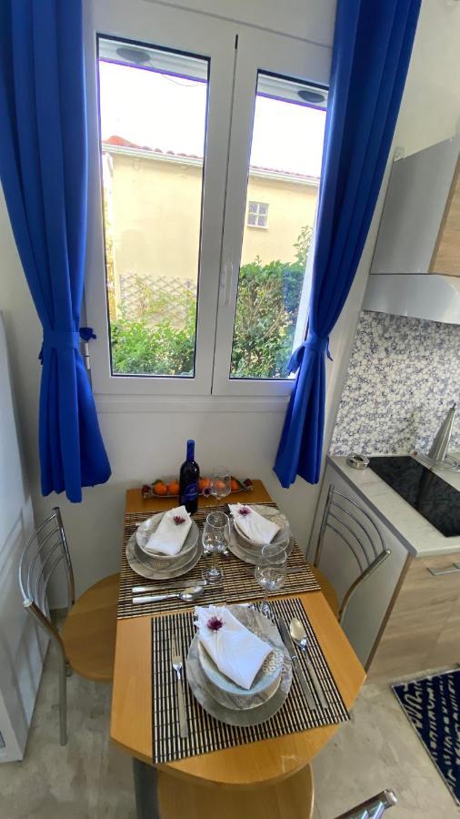 Patras Blue Suite Екстериор снимка